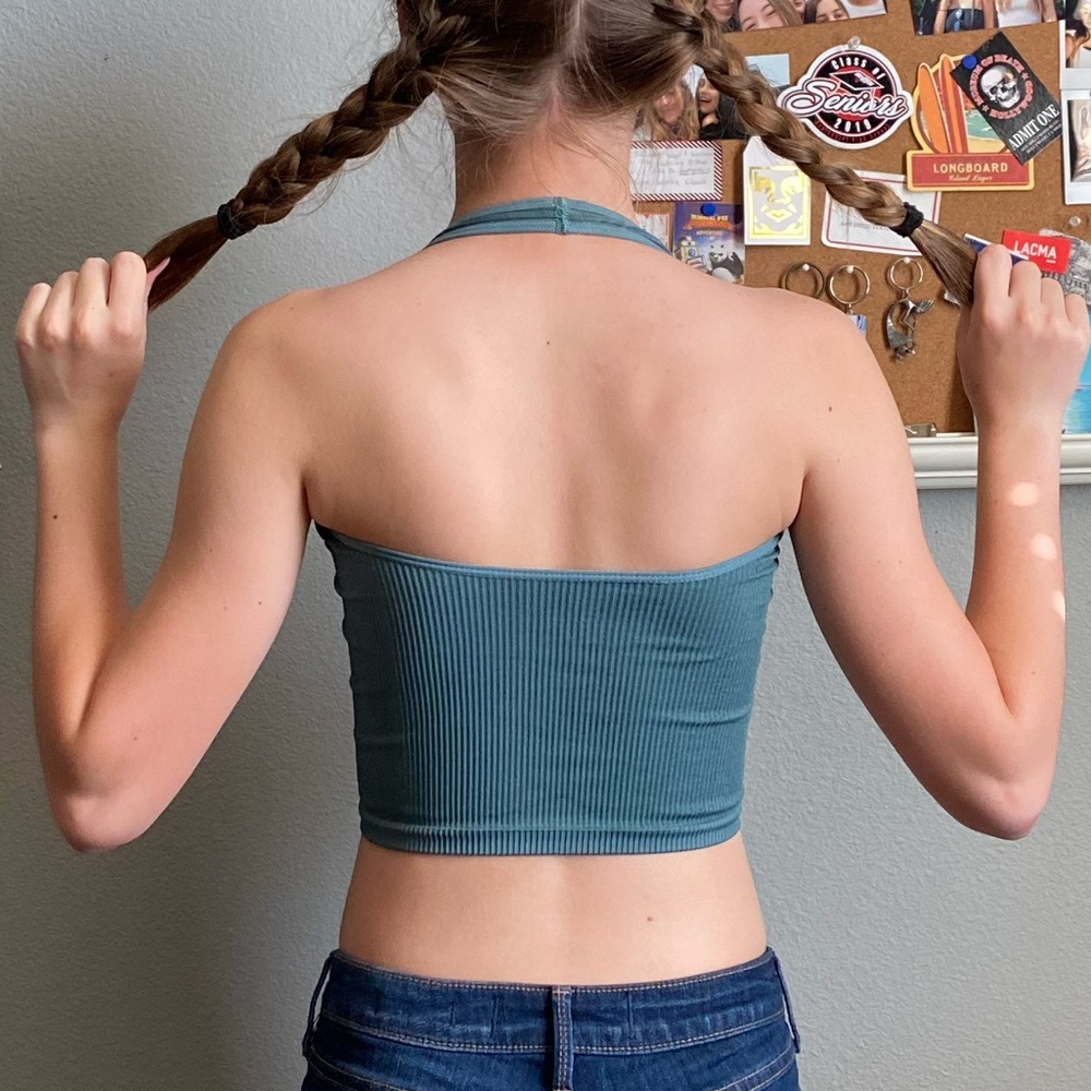 halter top - Picture 3 of 3